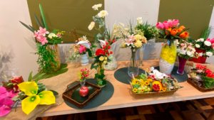 Exposição de flores no Dnar Rocha