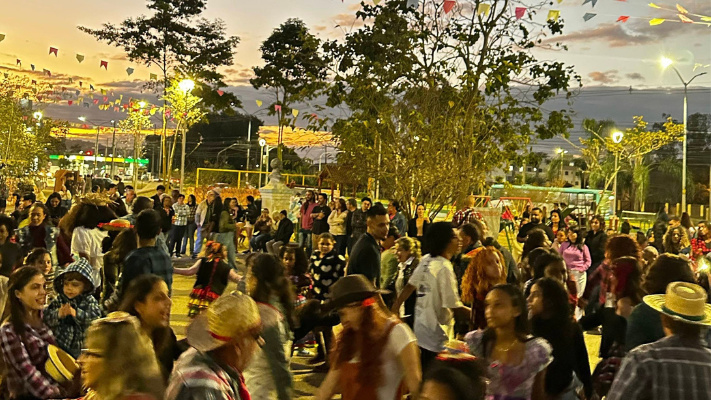 Arraiá da Praça CEU reúne atrações culturais e atividades neste domingo (12)